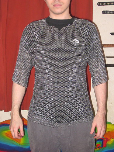 n03000247_chain_mail.JPEG
