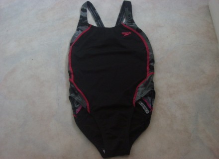 n03710637_maillot.JPEG